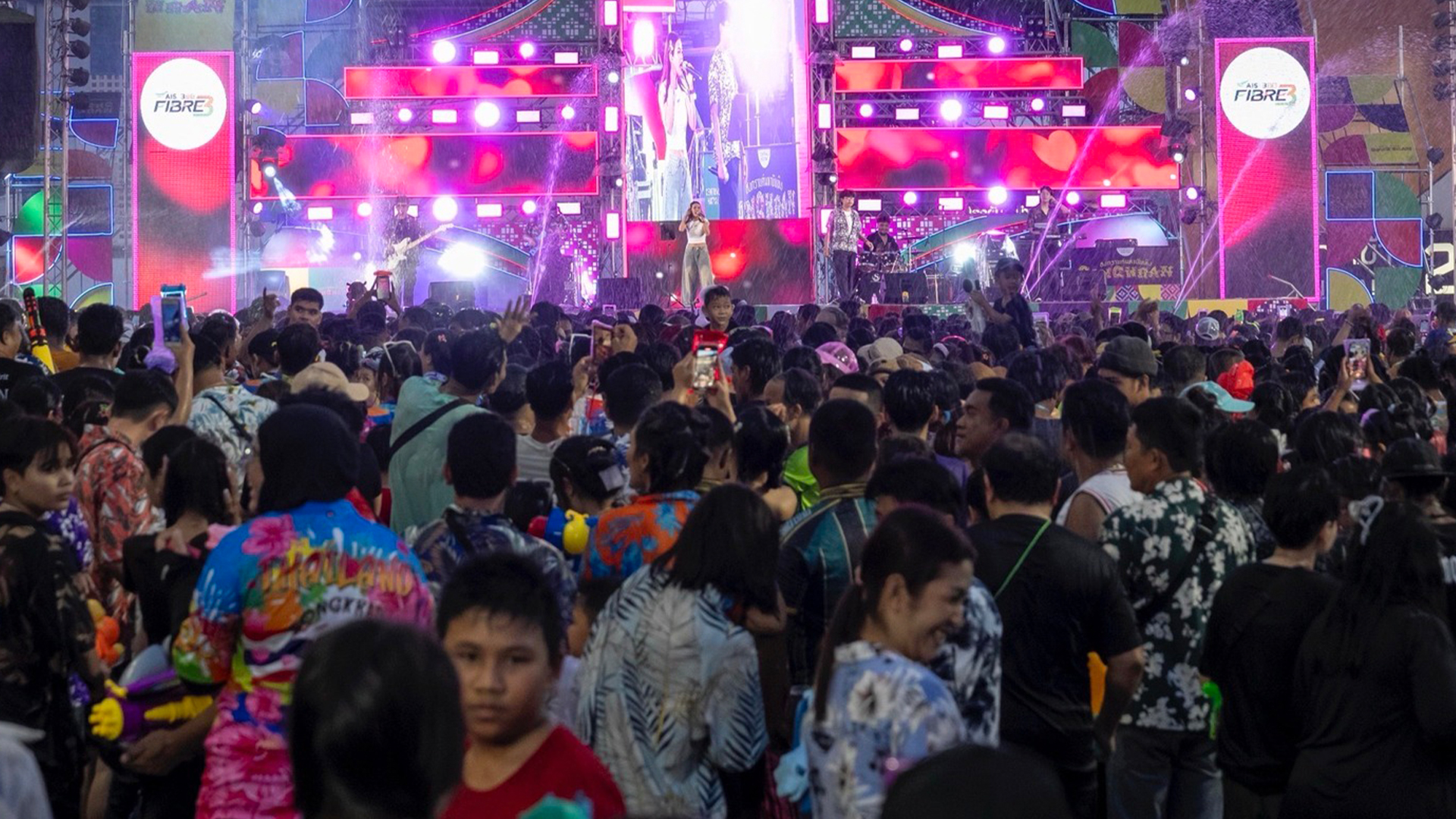 Hatyai Midnight Songkran Festival